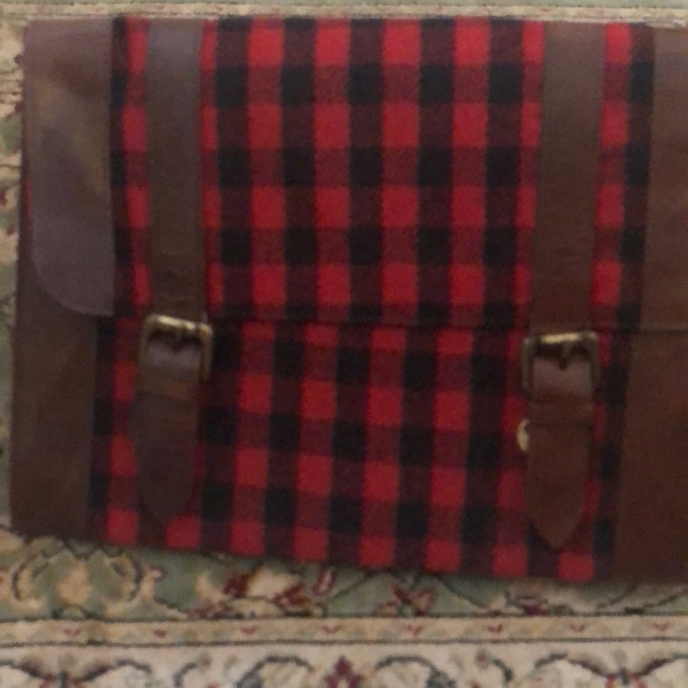 Laptop folder for 13 in